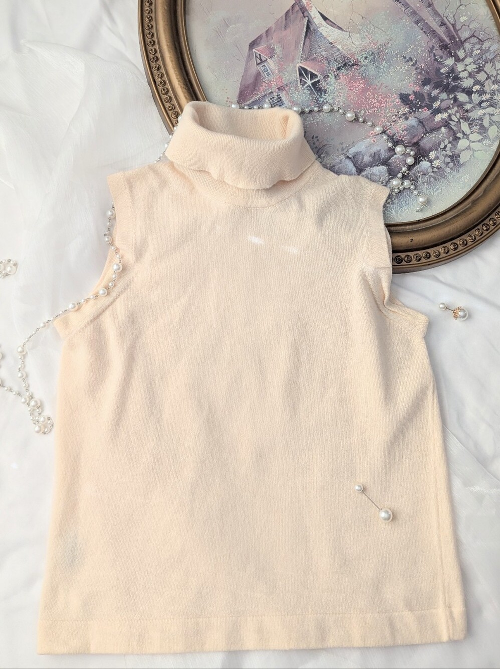 Sleeveless Ballantyne 100% Cashmere Cream Turtleneck Sweater Tank